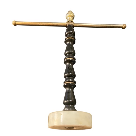 🙃 NOT AVAILABLE - Picture 3 of 5